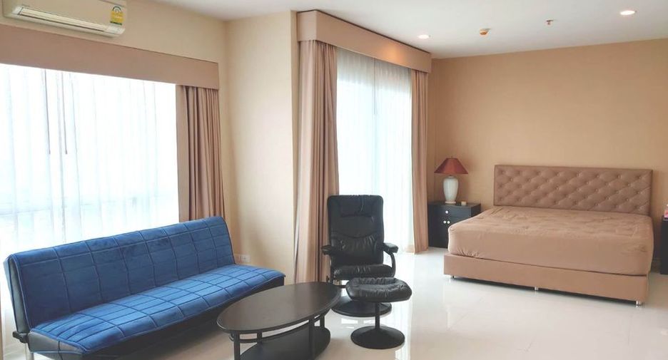Condo en alquiler y en venta de 2 habitaciones en Khlong San, Bangkok