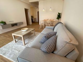Wohnung zur Miete mit 2 Zimmer in Phra Khanong, Bangkok