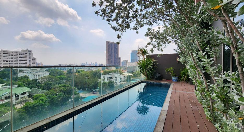 For rent and for sale 2 bedrooms condo in Khlong Toei, Bangkok
