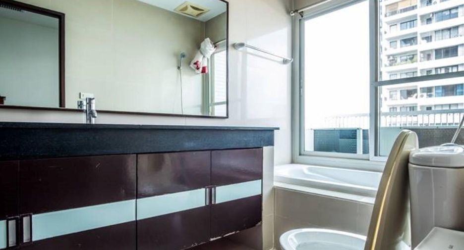 Wohnung zur Miete mit 2 Zimmer in Watthana, Bangkok