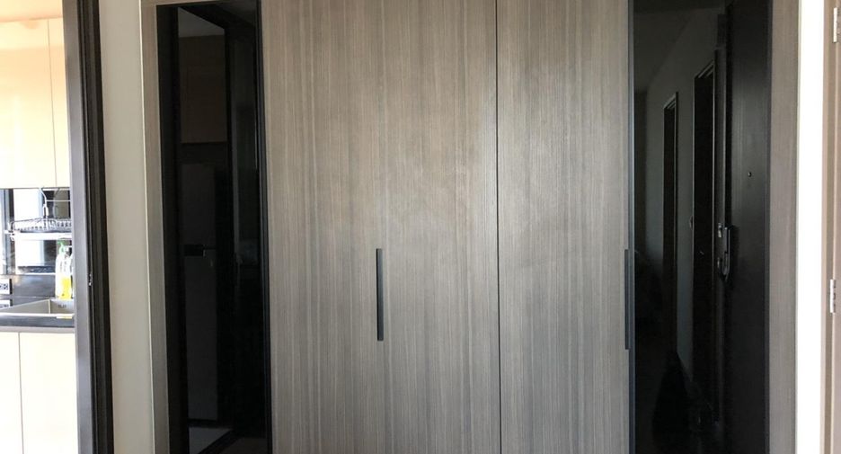 For rent そして for sale 2 ベッドルーム condo in Khlong Toei, Bangkok