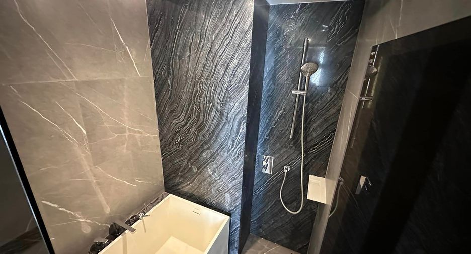 Wohnung zur Miete und zum Kauf mit 1 Zimmer in Watthana, Bangkok