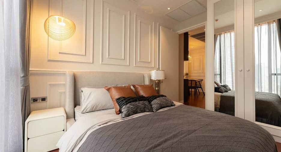 For rent 2 bedrooms condo in Watthana, Bangkok