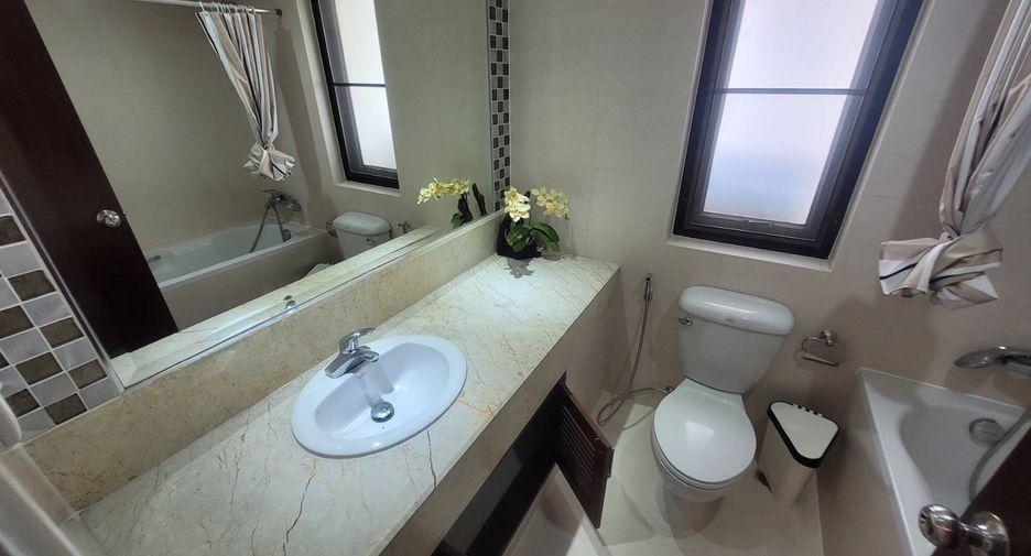 Wohnung zur Miete und zum Kauf mit 3 Zimmer in Khlong Toei, Bangkok