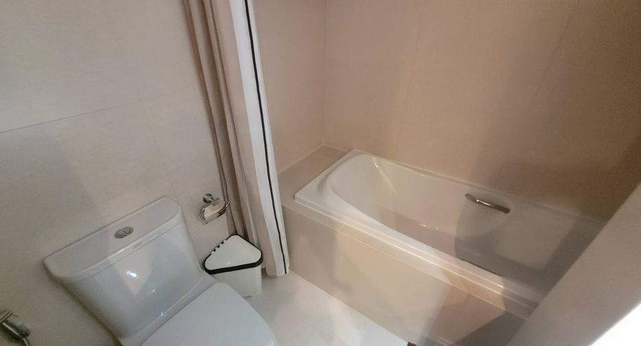 Wohnung zur Miete und zum Kauf mit 3 Zimmer in Khlong Toei, Bangkok