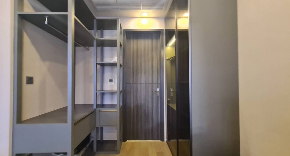 Condo en alquiler de 1 habitaciones en Khlong Toei, Bangkok