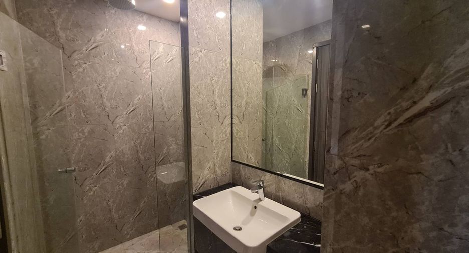 Condo en alquiler de 1 habitaciones en Khlong Toei, Bangkok