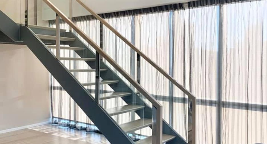 For rent 2 bedrooms condo in Watthana, Bangkok