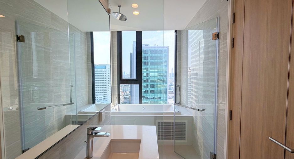 Condo en alquiler de 2 habitaciones en Sathon, Bangkok