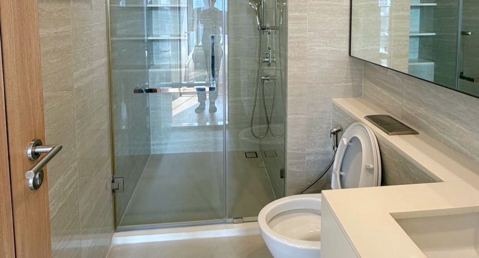 Condo en alquiler de 2 habitaciones en Sathon, Bangkok