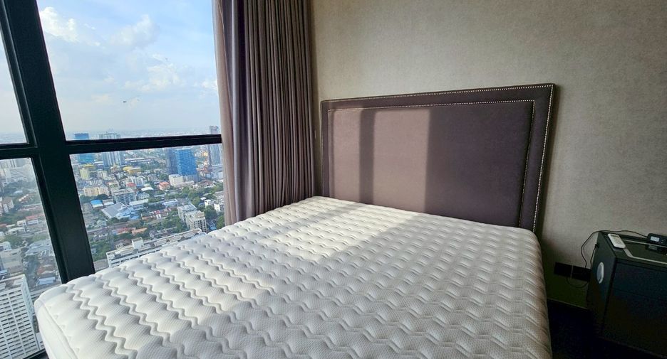 À louer 2 chambres condo à Watthana, Bangkok