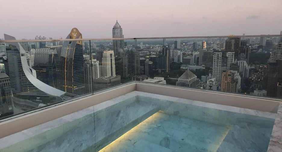 For rent 1 bed condo in Pathum Wan, Bangkok