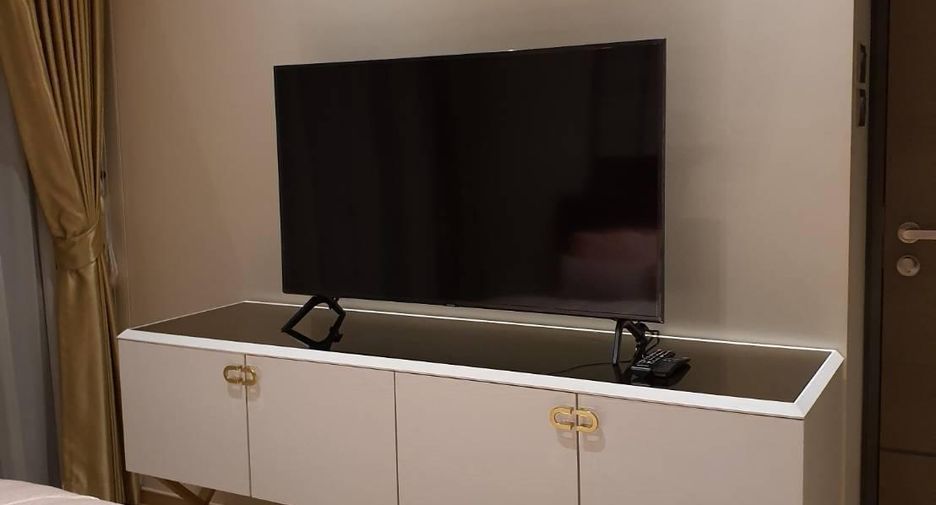 For rent 1 bed condo in Pathum Wan, Bangkok