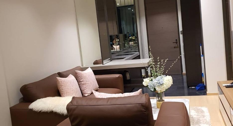 For rent 1 bed condo in Pathum Wan, Bangkok