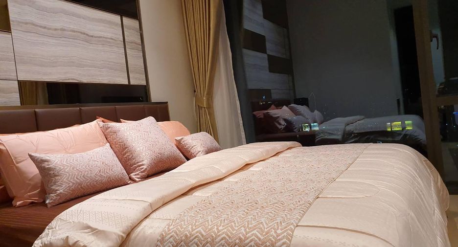 For rent 1 bed condo in Pathum Wan, Bangkok