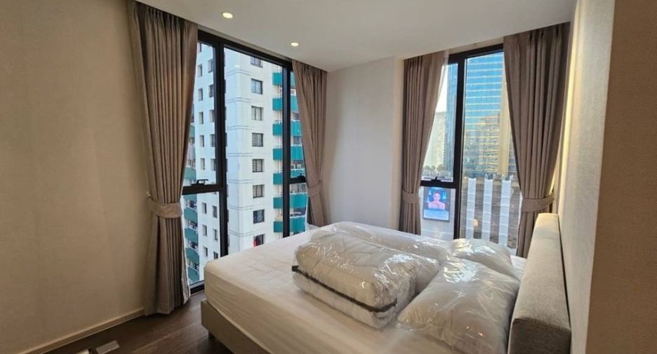 For rent 2 bedrooms condo in Khlong Toei, Bangkok