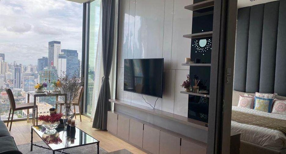 Wohnung zur Miete und zum Kauf mit 1 Zimmer in Pathum Wan, Bangkok