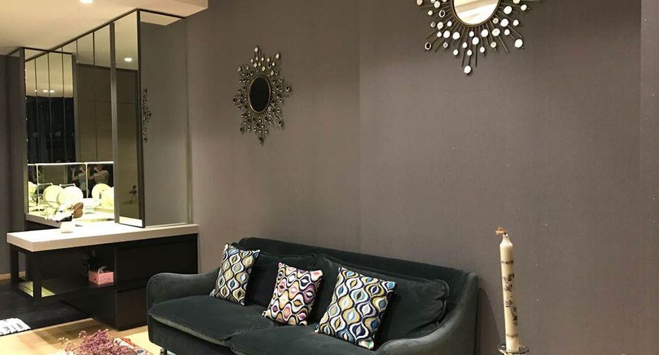 Wohnung zur Miete und zum Kauf mit 1 Zimmer in Pathum Wan, Bangkok