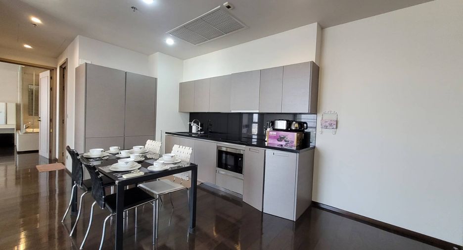 Condo en alquiler y en venta de 2 habitaciones en Khlong Toei, Bangkok