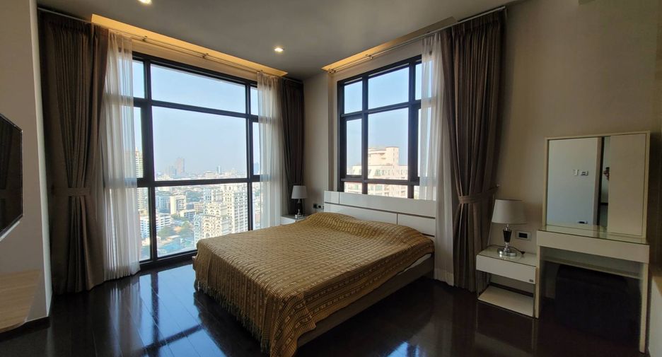 Condo en alquiler y en venta de 2 habitaciones en Khlong Toei, Bangkok