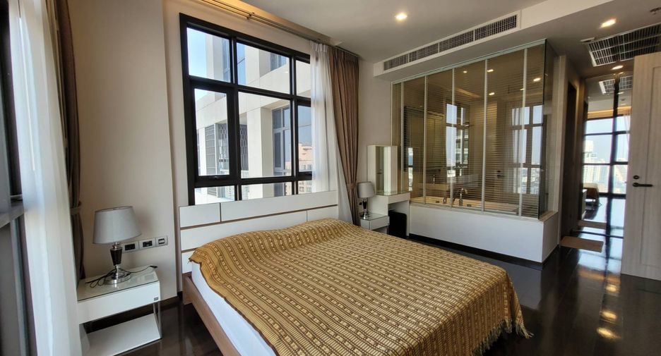 Condo en alquiler y en venta de 2 habitaciones en Khlong Toei, Bangkok