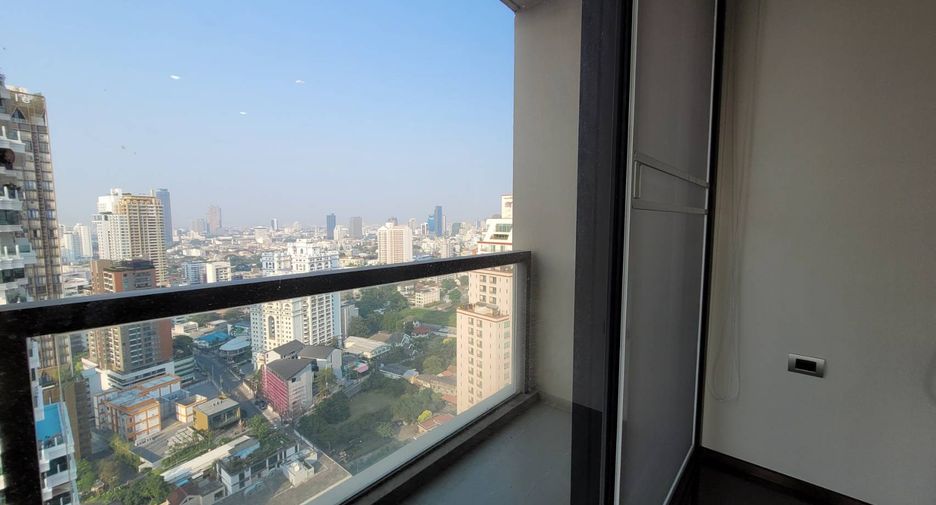 Condo en alquiler y en venta de 2 habitaciones en Khlong Toei, Bangkok