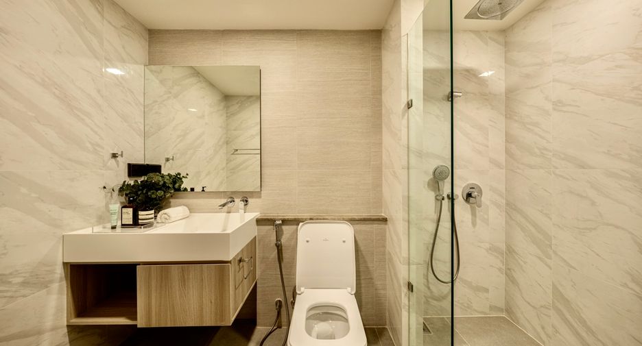À louer 2 chambres condo à Watthana, Bangkok