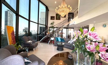 For rent 3 bedrooms condo in Watthana, Bangkok