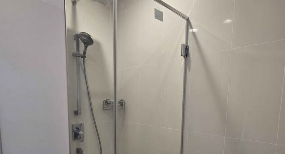 For rent and for sale 2 bedrooms condo in Khlong Toei, Bangkok