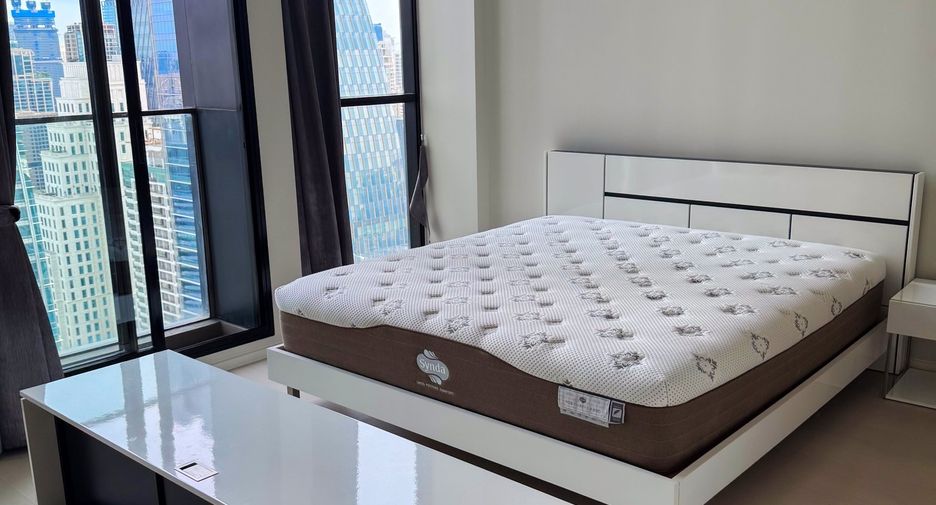 For rent 2 ベッドルーム condo in Pathum Wan, Bangkok