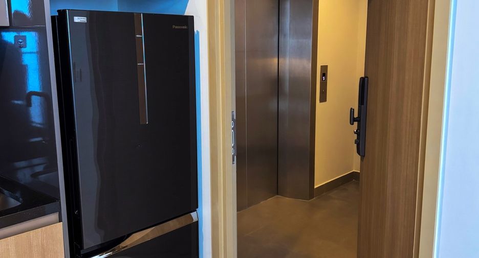 For rent 2 ベッドルーム condo in Pathum Wan, Bangkok