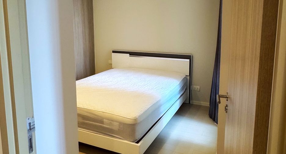 For rent 2 ベッドルーム condo in Pathum Wan, Bangkok