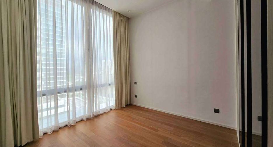 Condo en alquiler de 2 habitaciones en Pathum Wan, Bangkok
