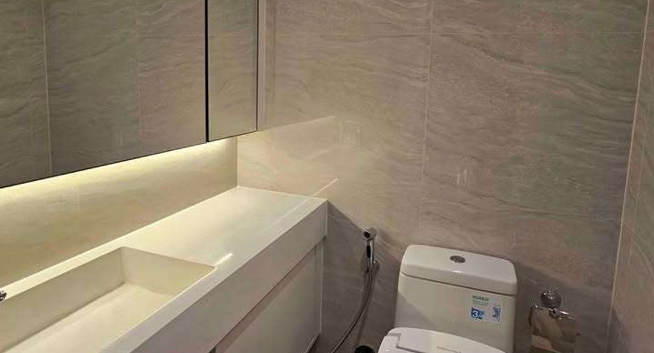 Condo en alquiler de 2 habitaciones en Pathum Wan, Bangkok