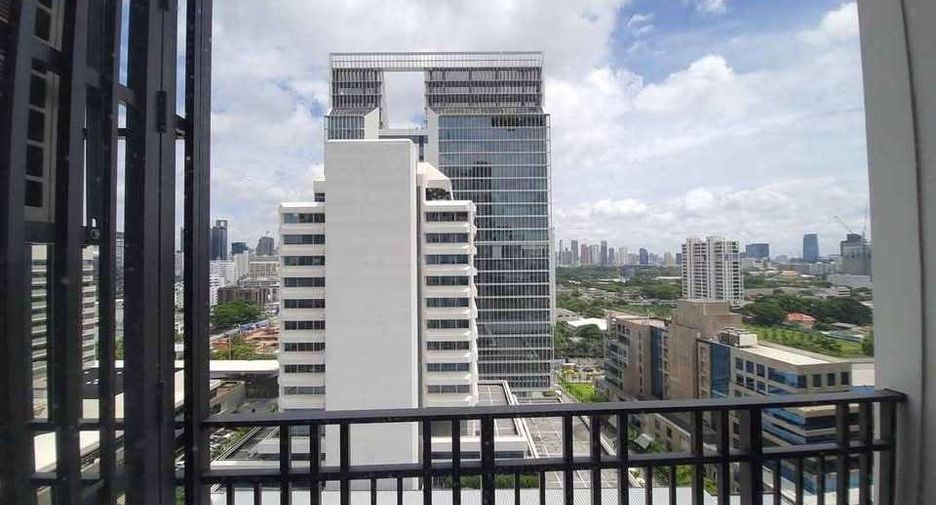 Condo en alquiler de 2 habitaciones en Pathum Wan, Bangkok