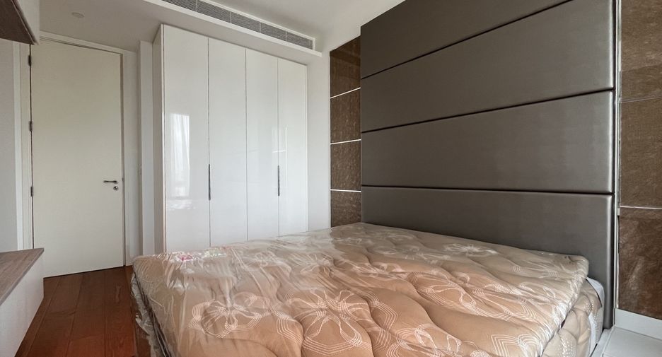Wohnung zur Miete und zum Kauf mit 2 Zimmer in Pathum Wan, Bangkok