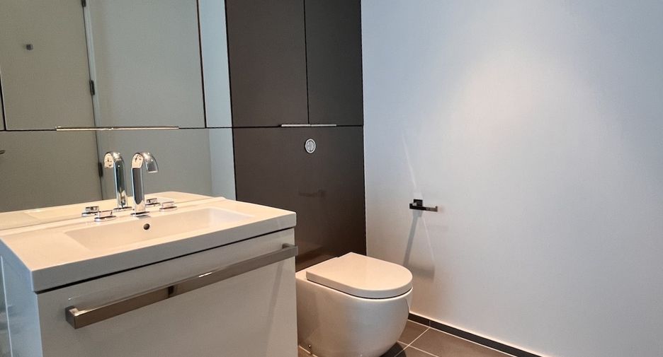 Wohnung zur Miete und zum Kauf mit 2 Zimmer in Pathum Wan, Bangkok