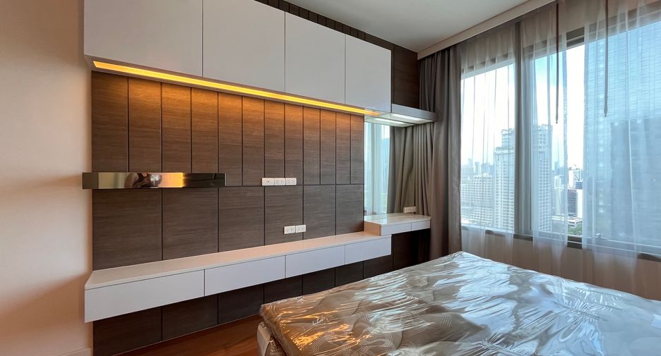 Wohnung zur Miete und zum Kauf mit 2 Zimmer in Pathum Wan, Bangkok