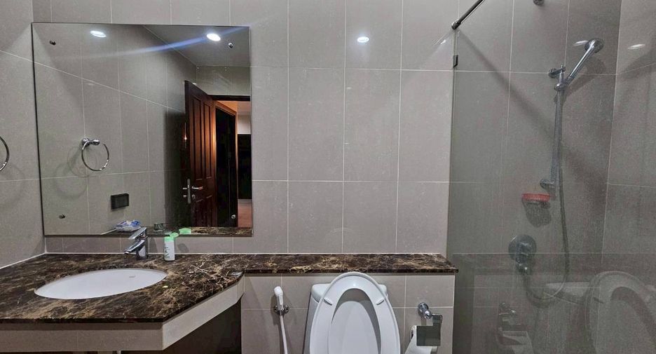 Wohnung zur Miete mit 2 Zimmer in Watthana, Bangkok