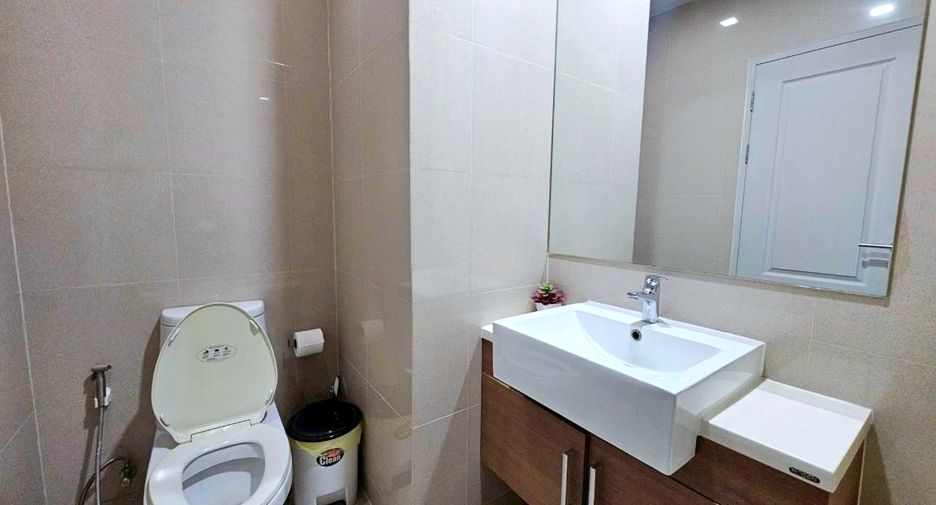 For rent 1 Beds condo in Khlong Toei, Bangkok