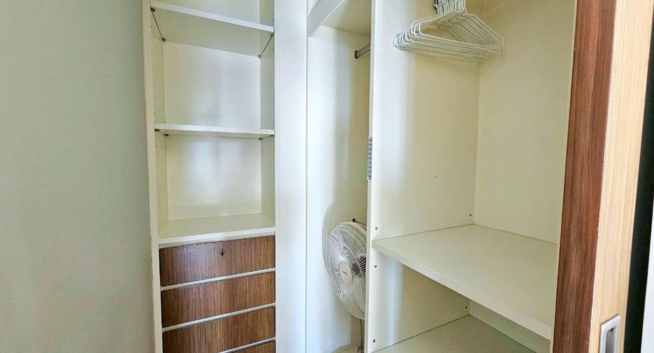 For rent 1 Beds condo in Khlong Toei, Bangkok