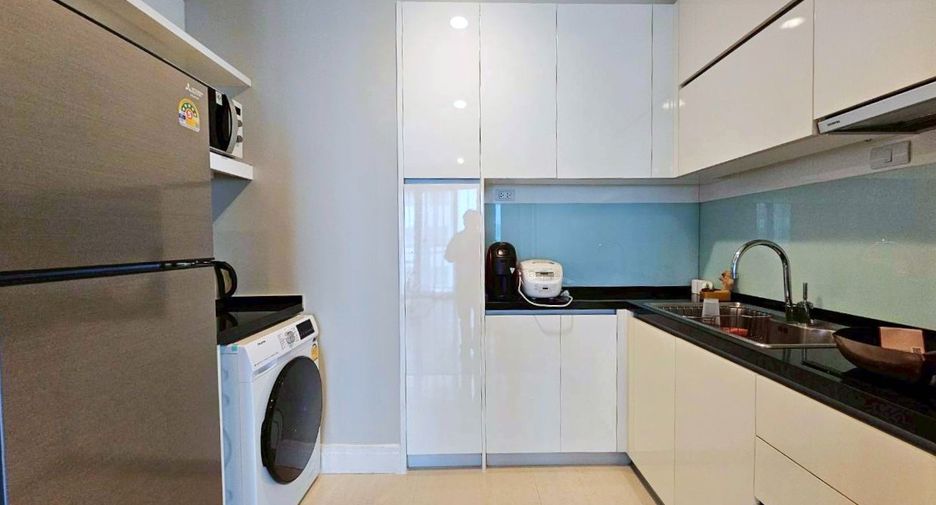 For rent 1 bed condo in Khlong Toei, Bangkok