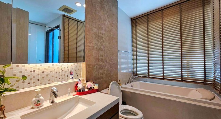 For rent 1 bed condo in Khlong Toei, Bangkok