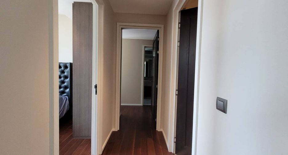 Condo en alquiler y en venta de 2 habitaciones en Khlong Toei, Bangkok