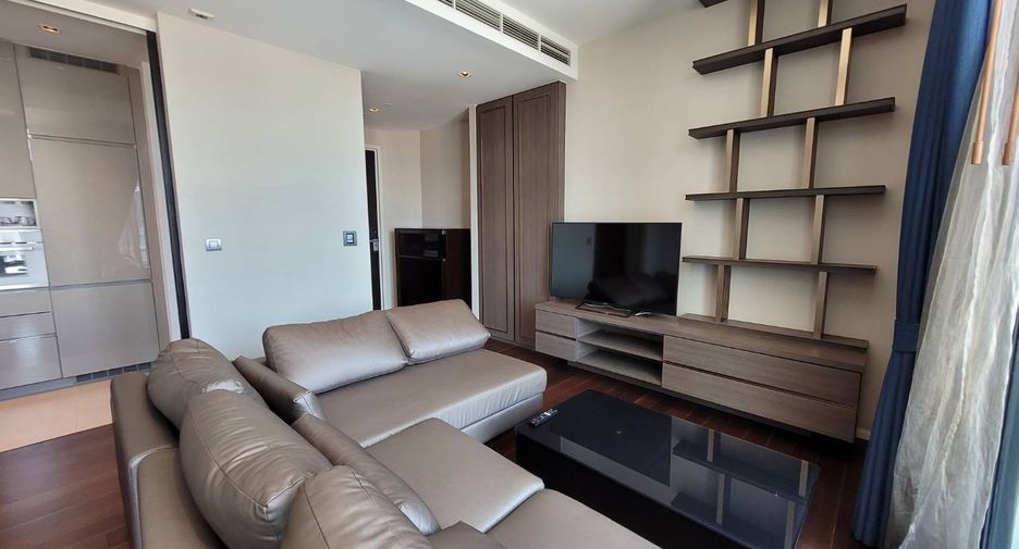 Condo en alquiler y en venta de 2 habitaciones en Khlong Toei, Bangkok