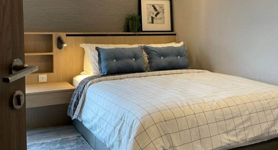 For rent 2 bedrooms condo in Bang Na, Bangkok