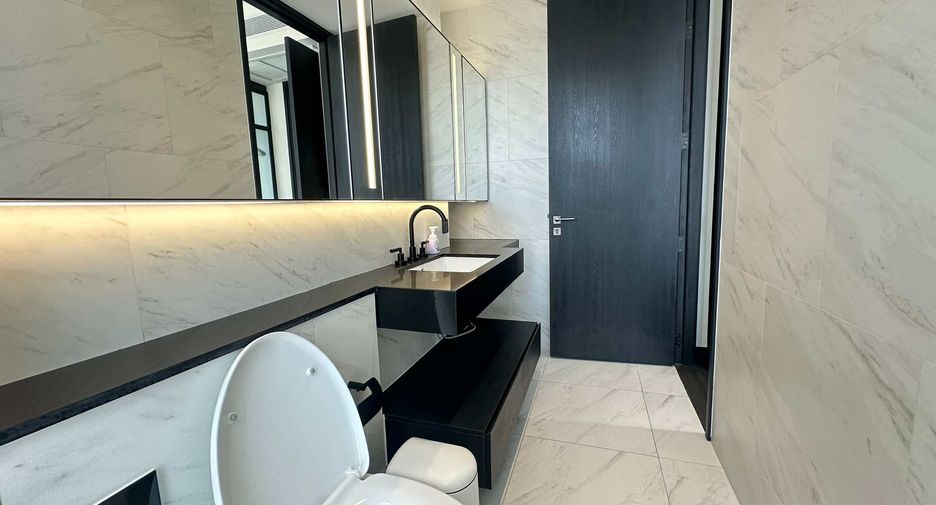 Condo en alquiler de 1 habitaciones en Sathon, Bangkok