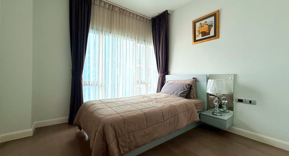 For rent 2 bedrooms condo in Khlong Toei, Bangkok