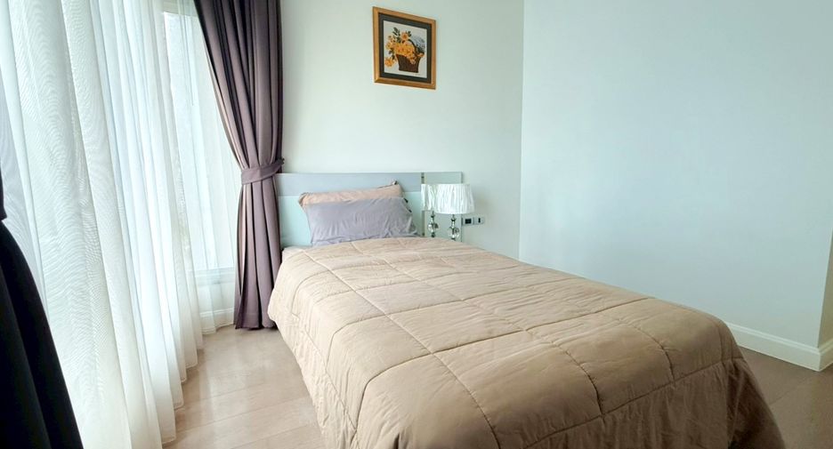 For rent 2 bedrooms condo in Khlong Toei, Bangkok