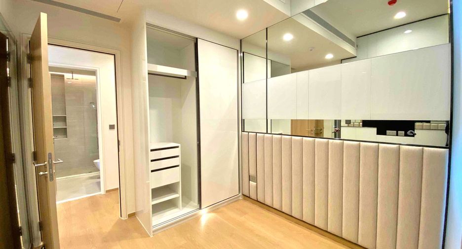 For rent 2 bedrooms condo in Sathon, Bangkok